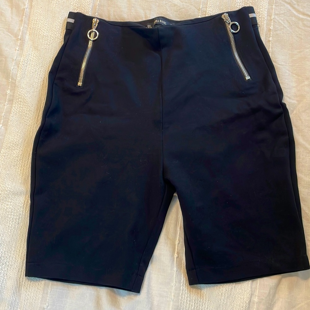 Black bike short